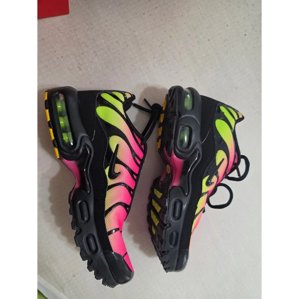 Nike‎ Air Max Plus PS Black Hyper Pink Volt Kids Shoes FZ0023-043 Size 2.5Y